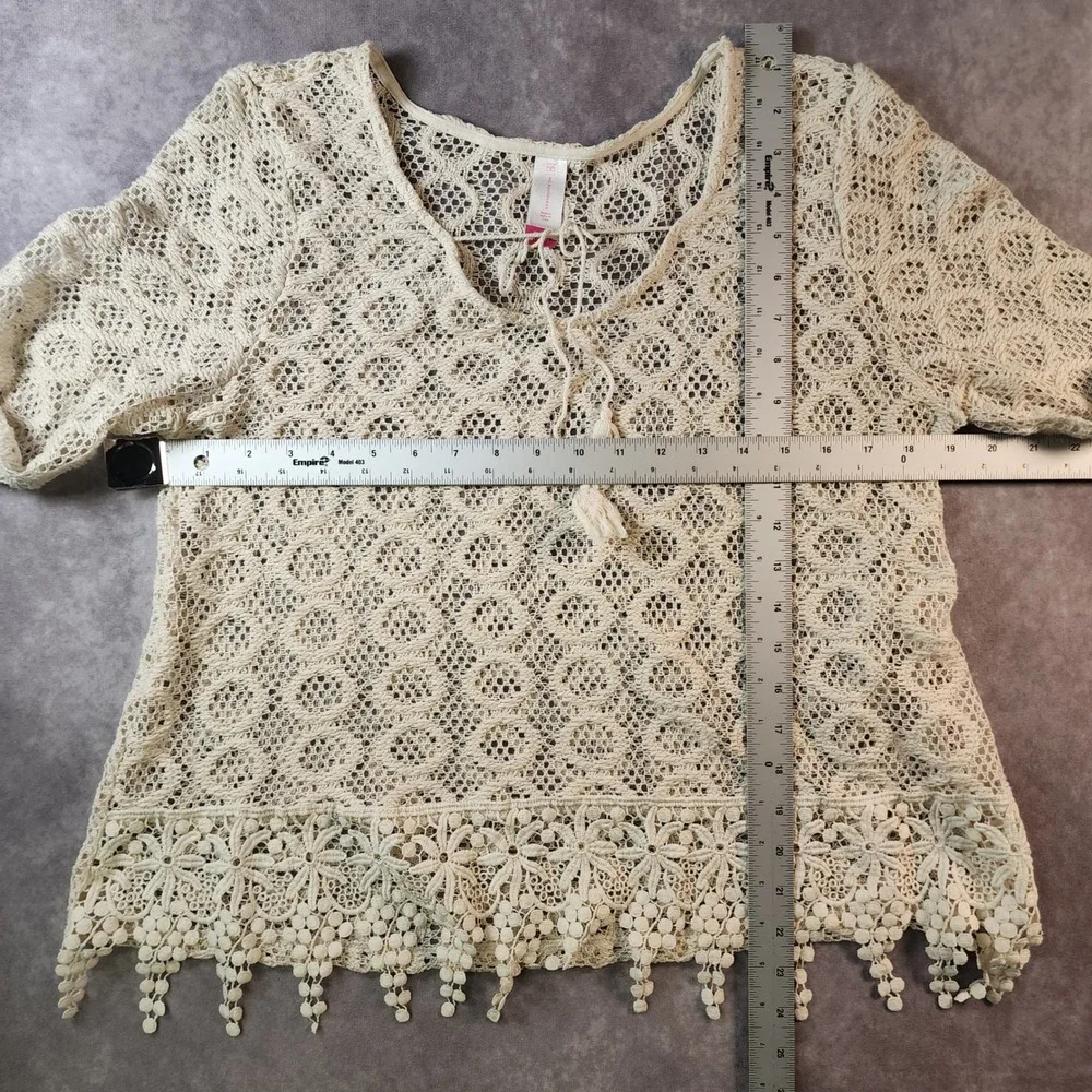 No Boundaries Crochet Top XL Ivory Lace Long Sleeve Boho Tassel V-Neck